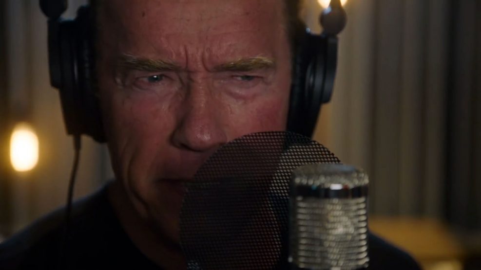 ¿Será Arnold Schwarzenegger un Superhéroe en "Past Midnight"?