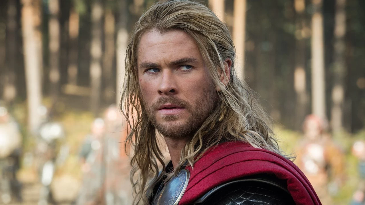 Chris Hemsworth cuenta como Thor Ragnarok hizo que siguiera en Marvel