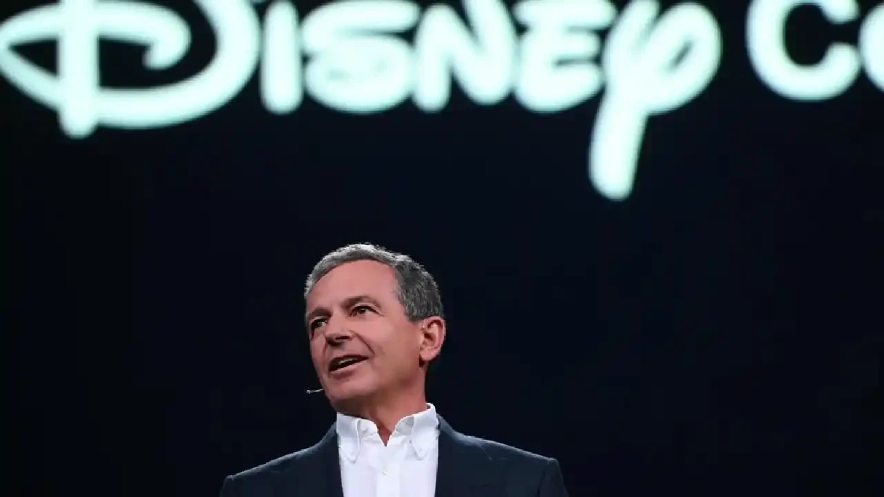 Bob Iger sustituye a Bob Chapek y regresa a Disney