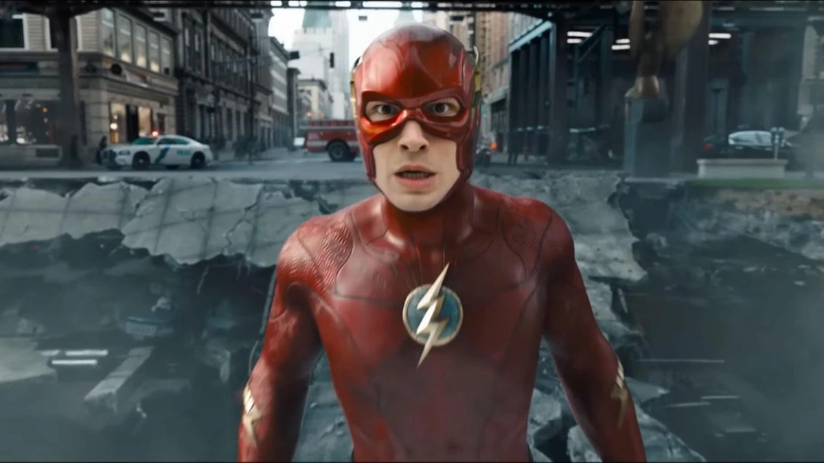 por qué Ezra Miller corre así en The Flash